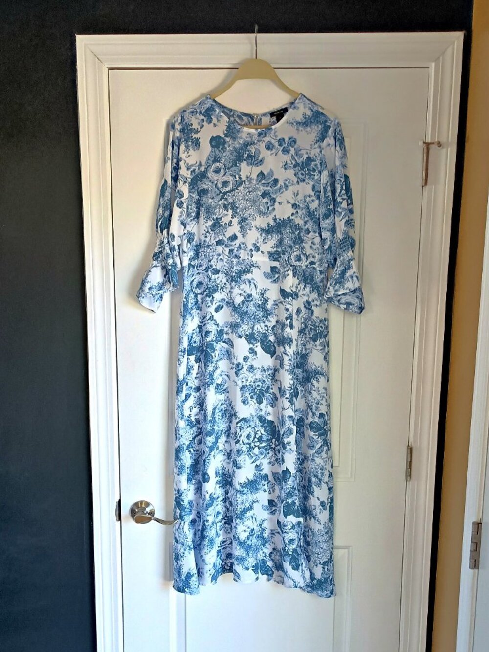 NWOT! HALOGEN BLUE ROSES TOILE FLORAL DRESS SZ M - Picture 5 of 5